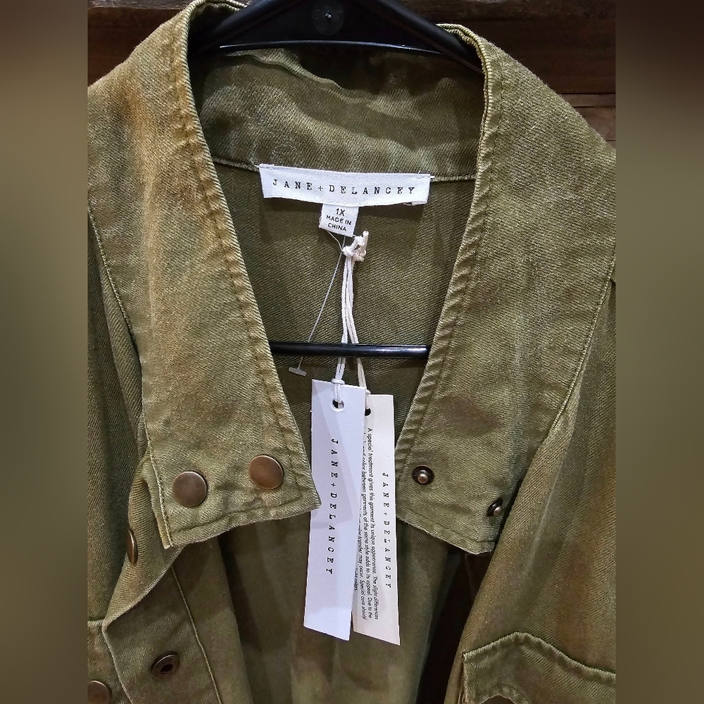 NWT- Jane + Delancey Olive Green Military Style Jacket Women's 1X